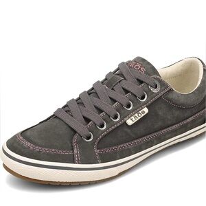 Taos Moc Star Sneakers